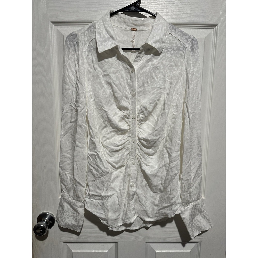 Free People Bianca Blouse White/Ivory Jacquard Animal Print‎ Sz Med Ruched NEW
